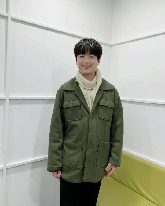 Behind-the-cuts of Singer Lee Chan-wons transformation into Youth Song Hae have been unveiled.On the 1st, Lee Chan-won on the official Instagram account said, Did you watch the appearance of Chanwon who appeared as Young Song Hae?I am grateful that you have been watching a lot of new challenges in 2022 by Lee Chan-to, a human digestive agent that digests all genres. In the photo, KBS2 Thank you Song Hae, which was broadcast the previous day, is a picture of Lee Chan-won, who reenacts the life story of Song Hae, a broadcaster, in charge of the young Song Hae.Lee Chan-won, who wore a khaki jacket and a scarf and became a young Song Hae, smiled brightly with her hands gathered in the waiting room.Changing into a checkered jacket, he boasted a warm eye and a delightful charm that illuminated the surroundings.Meanwhile, Lee Chan-won will appear on JTBC Tokpawon 25 oclock which is broadcasted on the 2nd.