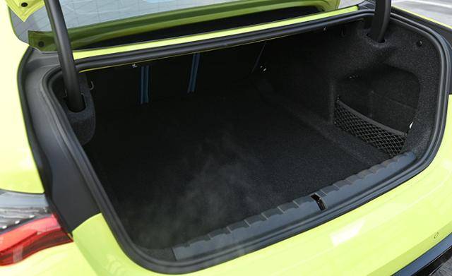 BMW M4 컴페티션 쿠페 시승기