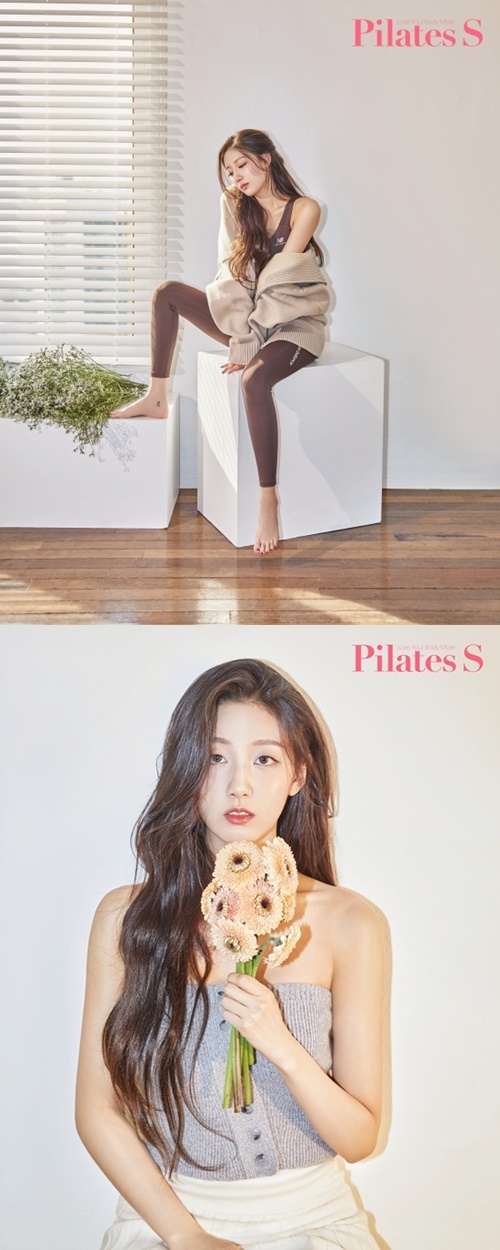 Jung Yein, a native of Lovelyz, has covered the February issue of Wellness Magazine Pilates S.Jung Yein in the picture captures the attention of the readers with alluring eyes.It is no exaggeration to say that 2022 is the best year for the tow who has a strange atmosphere as you know.After the dissolution of Lovelyz last year, Toyin took his first step as a solo singer by working with the Surbream Artist Agency to release the digital single Plus n Minus.Toyn said, This is the first time I have experienced magazine cover models, so I am excited. I could not hide my joy before shooting the picture.When I was 17 years old, my body was reduced because of my decreased amount of exercise and my body was sore that I felt the need for muscular exercise, said Yein. I have been in full swing since I was 20 years old, and I have been steadily continuing to become attracted to Pilates, who can grow both muscle mass and flexibility.When I usually choose clothes, I prefer clothes that use comfortable design and stretchable materials, he said.Finally, he added, 2022 is a year when all Lovelyz members need a new Top Model. I am going to visit various activities in the future, so I hope you will support me a lot.