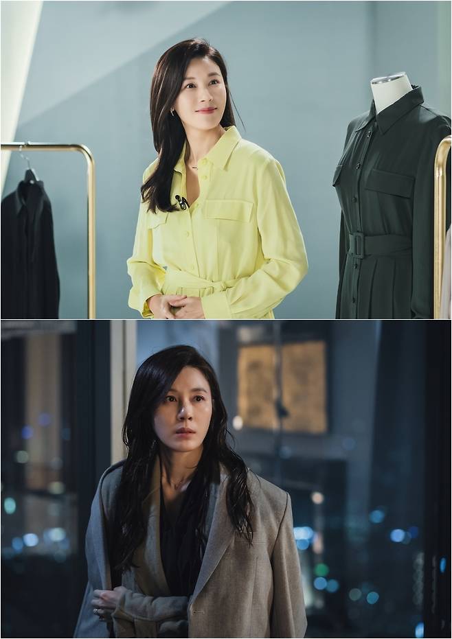 Kim Ha-neuls unstoppable fight for the top beginsTVNs new tree drama Kill Heel (directed by Noh Do-cheol, Shin Kwang-ho and Lee Chun-woo, produced by Ubiculture and May Queen Pictures), which will be broadcast on February 23, released Kim Ha-neuls first still cut, which returned to show hosts equipped with Blow-Up, on the 8th.Woohyun (Kim Ha-neul Boone), who was pushed to the brink by an unexpected mistake.Kim Ha-neuls performance, which will draw a change in Woohyun, which starts to move violently to become a top, is expected.Kill Heel draws the endless Blow-Up and the grueling struggle of the three women in home shopping: Blow-Up and power that the higher and the higher the desire to covet.The hot and passionate stories of the three women surrounding this are very dense. Above all, the hot encounters between Kim Ha-neul, Lee Hye-young and Kim Sung-ryong are the best observation points.Director Noh Do-cheol, Shin Kwang-ho and Lee Chun-woo, who showed solid performance with the Sword Law Men and Women series and The Monarch - The Master of Mask, meet to raise expectations.In the meantime, the photo shows the drama and the drama of Woohyun inside and outside the stage where Spotlight is turned on, which stimulates curiosity.The smile of Woohyun on the home shopping stage, where live broadcasting is in full swing, is so beautiful and lively that it shines more than anyone else under the pouring lights.He was once the best show host of UNI Home Shopping, but everything turns around for a moment.In another photo, Woohyuns atmosphere is precarious itself: his appearance of holding on, not standing, suggests his sinking situation, and intrigues him.Woohyun, who is watching his opponent with his clothes tightly clutched. Even in the terrible anxiety, his clear eyes make him guess the fire hidden in it.I am curious about what happened to Woohyun until he came out of Spotlight and came here, and his secret story.In particular, in the posters and teaser videos released earlier, Woohyun said, I have no place to retreat.Now I will have what I want. As he revealed Blow-Up, which had been suppressed by the words, I am focused on what kind of transformation he will show to the black spot to get to the top.Kim Ha-neul, who said that he was attracted by an exciting script that could not be understood because he chose Kill Heel, explained, The process of leading, jumping, sometimes breaking down and then going through again was also interesting.Kim Ha-neul, who added, There are many moments when Woohyun is black or white, said, At some point, it is black, but I will cheer, and at some point there will be moments when it feels subtle even if it is white.I wanted to naturally act on those points. He raised expectations for the appearance of Woohyun.