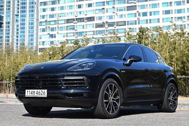 포르쉐 카이엔 E-하이브리드 쿠페 시승기