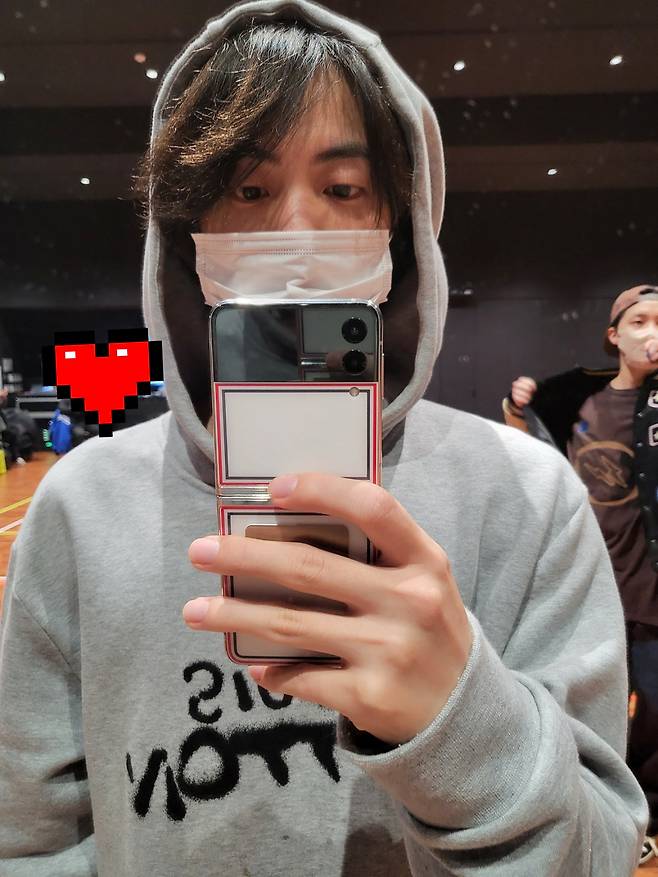 잘생긴 석진씨~♡ 방탄소년단 진, 콘서트 기대UP 거울 셀카