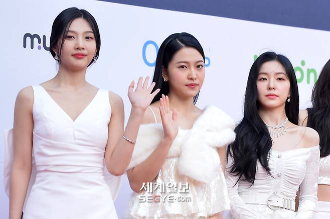 사진=레드벨벳 조이, 예리, 아이린(사진 왼쪽부터)