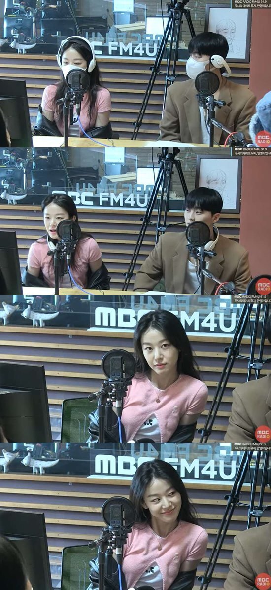 Actor Lee Joo-myung conveyed his thoughts on the Jun Ji-hyeun-like modifier.On MBC FM4Us Muzie, Ahn Young Mi (hereinafter referred to as Doode) broadcast on the 22nd, Actor Lee Joo-myung and Choi Hyun-wook from TVNs Saturday Drama Twenty Five Twinty One appeared.Lee Joo-myung and Choi Hyun-wook Twenty Five Twinty One are showing popularity with the bamboo gow chemi.Asked if he felt popular, Lee Joo-myung said, After 12 times, I got a call from my mother.Friends always said, Its oozing whenever I see it, he said.I also said Friends wanted to cut out only the part where I came out; I had been informed that my mother Friends were watching well, Choi Hyun-wook said.One listener, Choi Hyun-wook, said: Little Park Seo-joon, followed by a resemblance to the infant and long-term use.Choi Hyun-wook is ashamed and said, I do not know, but I heard a lot of such stories. Actors I liked since I was a child.Im overconsidering every time I listen, he said.Muzie said, When I saw it, I think I came here today with the intention of never making a mistake. Look at me today.One listener said of Lee Joo-myung, Somewhere on YouTube, there is a thumbnail called second Jun Ji-hyun.Have you heard of it? he sent a message.Lee Joo-myung said, I saw the comment and said, Jun Ji-hyun is not touching.When asked, Who is the second person, I dont think this is going to be a good feeling, Lee Joo-myung replied, Its my favorite seniors.Choi Hyun-wook said, It is a second long-term dragon that is laid twice on the wheel that remains in memory.Ahn Young Mi added, It feels like a sick cha In-pyo to Yoo Hee-yeol.It shows the end of humility, Muzie said, admiring.Photo: MBC FM4U Dude Official SNS, Showing Radio Capture