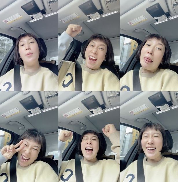 Gagwoman Kim Yeong-hee cut her hair.Kim Yeong-hee said on his 27th day, I tried to raise it ... I wanted to raise it once ... I could not overcome the beggar zone and cut it again.The only luxury that can be done to the head is cut, he posted a picture and a picture.Kim Yeong-hee in the public photo is a short cut of hair.Kim Yeong-hees recent transformation into her husband Yoon Seung-yeols story that she wants to grow her hair is impressive.Meanwhile Kim Yeong-hee is currently in pregnancy.Photo: Kim Yeong-hee Instagram
