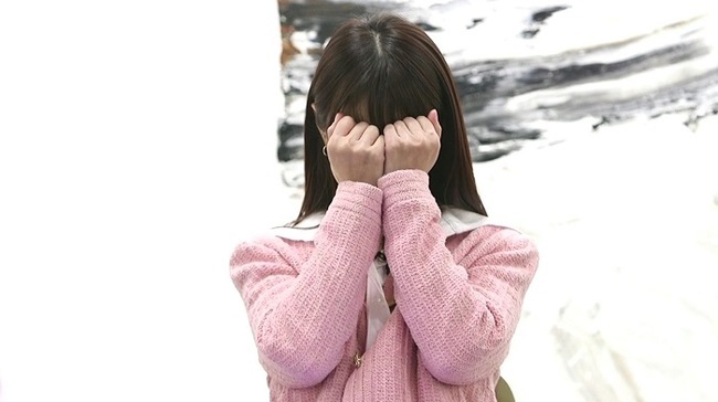 Kim Ji-min admitted his devotion to Kim Jun-ho firsthand.SBS FiL transform - house band war (hereinafter house band war) production team released the scene of shooting on the 4th, the day after the devotion of Kim Ji-min and Kim Jun-ho was reported on April 8.Kim Ji-min in the public photo is shy and shy with a bright smile on all sides, but can not hide his happiness.MC Kim Seong-joo, Jun Jin, and Park Gun, sitting next to Kim Ji-min, are also laughing and creating a cheerful atmosphere.The MCs were all full of laughter when they arrived at the filming site because it was the day after Kim Ji-mins devotion was revealed at the time of filming, said the production team of House Band War. When the filming began, MCs poured out questions related to devotion to Kim Ji-min and gave a playful greeting and laughed at him.Meanwhile, in the third episode of House Band War on the 8th, MC Jun Jin and Ryu Seo will remodel their newlyweds.In the shoot ahead of the broadcast, these couples wanted to remodel their lifestyle, and MC Kim Seong-jo and Park Gun went through a preliminary survey and carefully checked the house condition.