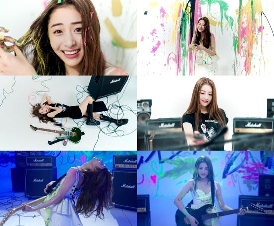 LE SSERAFIM (LE SSERAFIM), the first girl group of Hive, released all six members after heo Yun-jin.LE SSERAFIM posted photos and videos of heo Yun-jin on the official SNS and Hive Labels YouTube channel at 0:00 on the 9th.In the photo, heo Yun-jin showed various styling using hair band and boasted a fascination visual.A photogenic pose with a long limb of heo Yun-jin, 172cm tall, caught the eye.In the video, you can see the free-spirited figure of heo Yun-jin.Heo Yun-jin showed off his charming charm by holding a loudspeaker, screaming coolly and drawing with his painted hands.In the scene of expelling energy while playing the electric guitar enthusiastically, I felt the will of LE SSERAFIM to move forward without fear without being shaken by the gaze of the world.As a result, LE SSERAFIM has released six members from leader Kim Chaewon to Sakura, heo Yun-jin, Kazuha, Kim Garam and Hong Eun Chae.All six people boast outstanding visuals, and expectations for group contents to be shared are growing.Meanwhile, LE SSERAFIM is scheduled to debut in May as the first girl group to launch in cooperation with Hive and Sos Music.Bang Si-hyuk Hive, who produced BTS, was the general producer of the LE SSERAFIM debut album, and Kim Sung-hyun, creative director, planned all the visual contents of the team.With the support of the Hive World Class production corps, attention is focused on the move of LE SSERAFIM, which predicted a different debut for the class.Photo = Sos Music