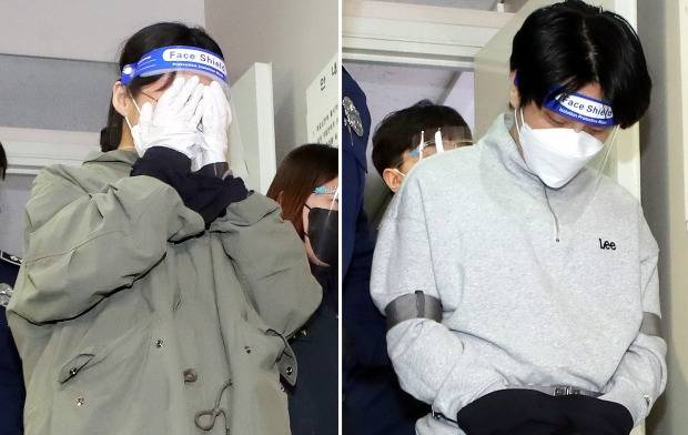 ‘계곡 살인 사건’의 피의자 이은해(31·왼쪽)·조현수(30)가 지난 19일 오후 구속 전 피의자 심문(영장실질심사)을 받기 위해 인천시 미추홀구 인천지방법원으로 들어서고 있다. 인천=연합뉴스