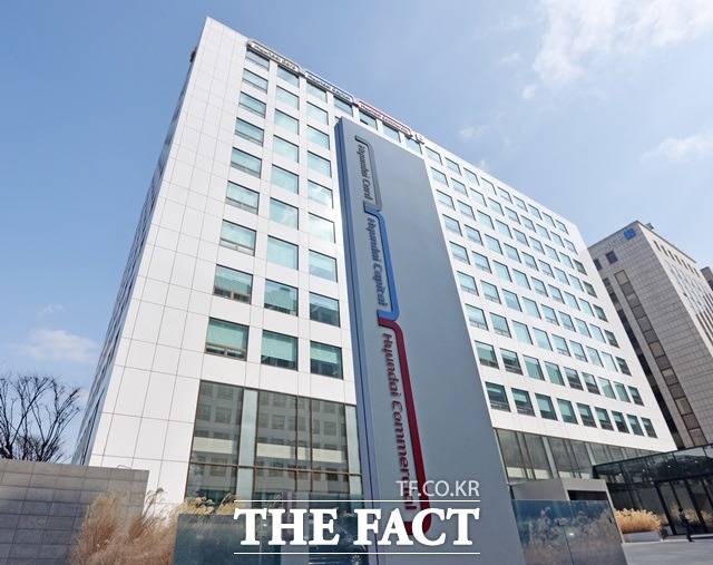 2일 현대카드가 국내 금융권 최초로 상시 재택근무를 도입하고 거점 오피스를 운영한다고 밝혔다. /더팩트 DB
