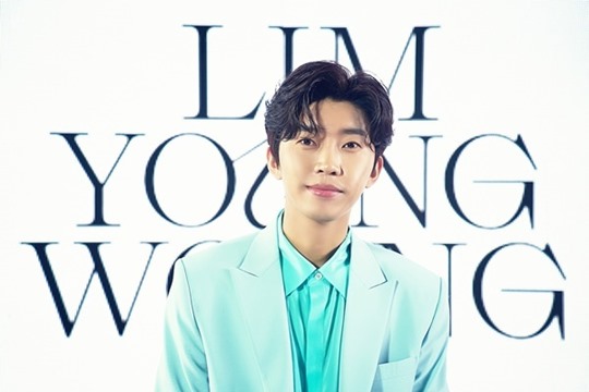 Lim Young-woong released his first full-length album Im Hero through various soundtrack sites at 6 pm on the 2nd.This album attracted attention as his first full-length album after winning the TV Chosun trot audition program Mr. Trot broadcasted in 2020.The reaction after the release of the new song was hot.The title song Can I Meet Again and the premiere song Our Blues were ranked 6th and 9th respectively on the nations largest soundtrack site Melon as of 10 am on the 4th.Immediately after the release of the album, it also ranked # 1 on real-time charts on other soundtrack sites such as Ginny and Bucks.In addition, all songs including Rainbow, Youre Very Handy, Father, A Bientot, Love Station, Bogeumji, I Love You Real, Love Letter, I Love You, Life ChangaIt is unusual for Trot Singers entire album to be a chart, and it is a sign that Lim Young-woongs solid popularity can be confirmed.Lim Young-woong has achieved not only soundtrack but also record.Lim Young-woong album distributor Dreamers Company said that Lim Young-woongs regular 1st album, which started selling on the 1st of last month, exceeded 1 million pre-order volume as of May 2.This is the highest record in solo singer record history since the 2000s.When the sales volume of the remaining initial period (a week after the release) is added, it is noteworthy how many copies Lim Young-wong will sell as his first full-length album.With this commitment, the All States tour concert IM Hero will be held and will be communicated closer to the fans.Starting with Goyang on the 6th, a total of 21 All States tour concerts are scheduled in Changwon, Gwangju, Daejeon, Incheon, Daegu and Seoul.
