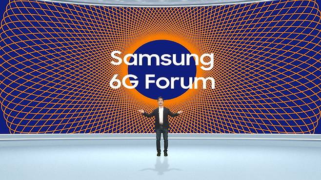 삼성리서치 연구소장 승현준 사장이 13일 온라인으로 진행된 제1회 '삼성 6G 포럼(Samsung 6G Forum)'에서 인사말을 하고 있다. 삼성전자 제공