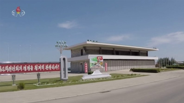 북한, 코로나19 확산에 도시 곳곳 '텅텅' [사진 제공: 연합뉴스]