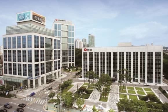 농심이 1분기 연결기준 영업이익 343억원, 매출 7363억원을 기록했다. 사진은 농심 본사 전경. /사진=농심