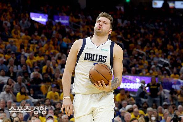 체이스 센터에서 열린 ‘21-22시즌 NBA 플레이오프 서부 콘퍼런스 파이널 1차전’ 맹활약을 펼쳤다. 게티이미지 제공