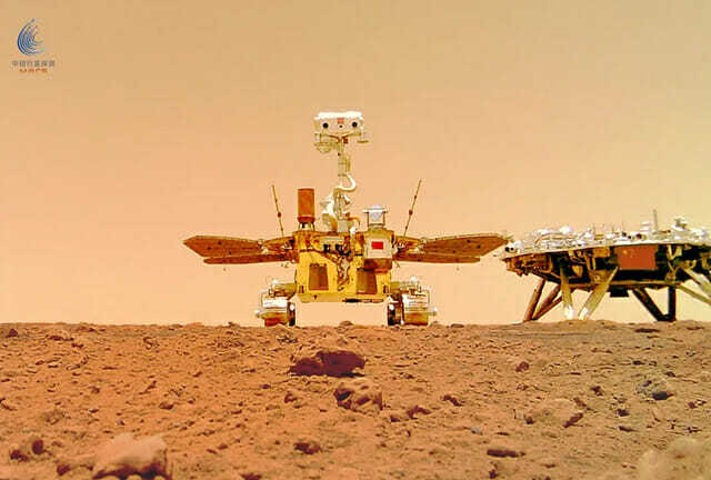 중국의 화성 탐사 로버 '주룽'의 모습 (사진=CNSA)