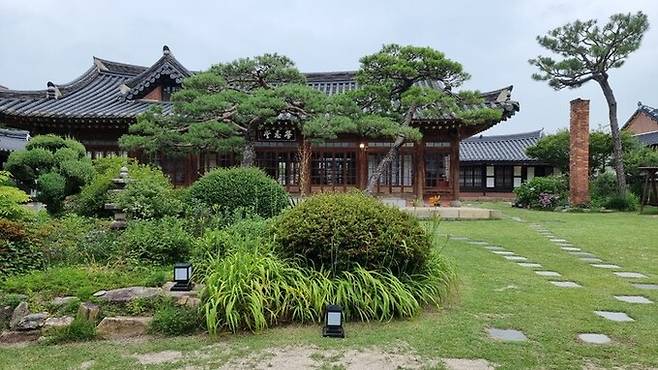 '전주시 아름다운 정원 학인당'. 연합뉴스