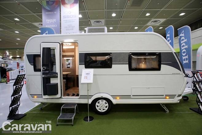 카라반의 선택 포인트는 취침 인원과 견인차의 견인력이 핵심이다