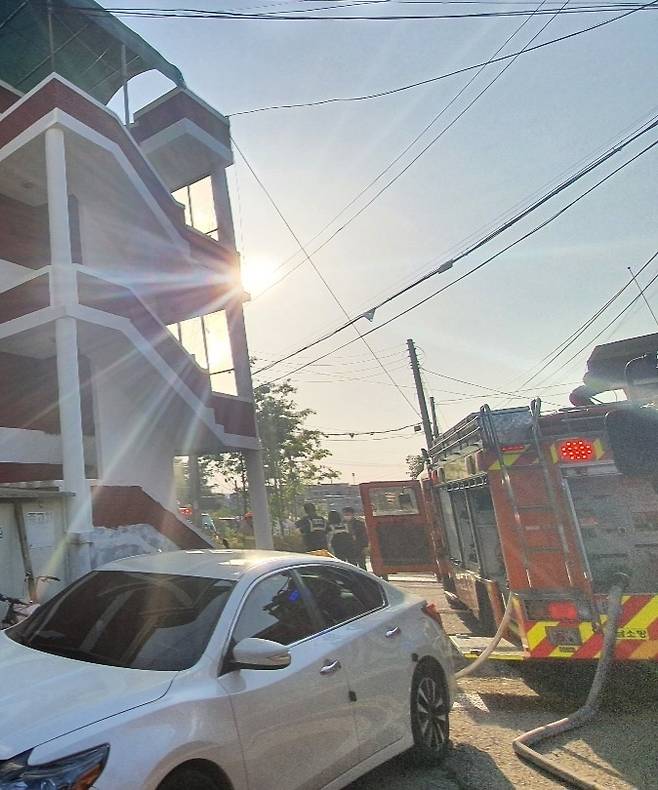 충남 아산시 둔포면 한 빌라 1층에서 불이 나 70대 남성 1명이 숨졌다.(충남소방본부 제공)© 뉴스1