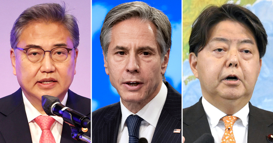From left, Korea's Foreign Minister Park Jin, U.S. Secretary of State Antony Blinken, Japan’s Foreign Minister Yoshimasa Hayashi. The three released a statement on Saturday to condemn North Korea's recent ballistic missile launches. [AP/YONHAP]