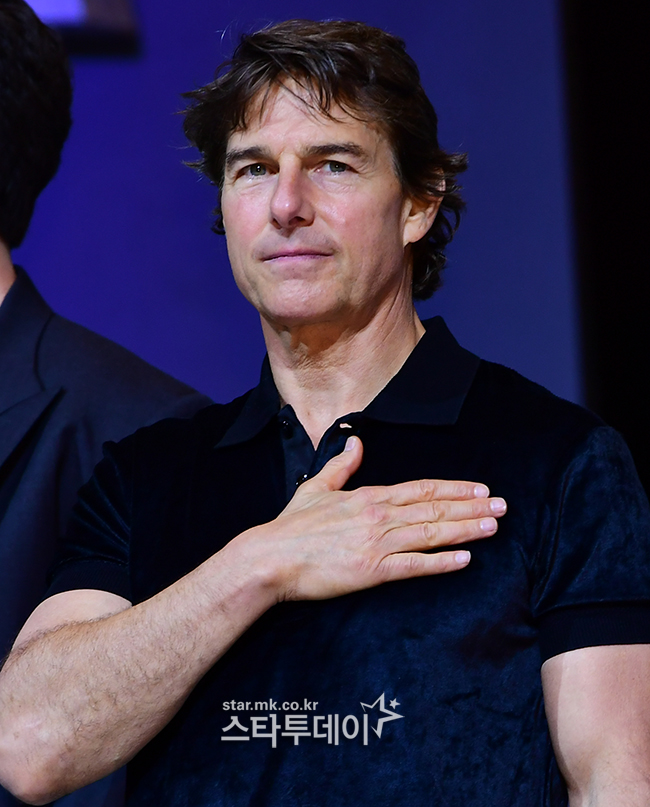 The event was attended by Actors Tom Cruise, Miles Teller, Glenn Powell, Jay Ellis and Greg Tarzan Davis, who starred in the film Top Gun Maverick, and Jerry Brooke Hymer, who produced it.The show was hosted by broadcaster Ahn Hyun-mo.