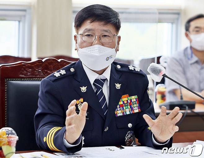 이상률 신임 제주경찰청장이 24일 제주경찰청에서 취임 기자간담회를 하고 있다.(제주경찰청 제공)2022.6.24/뉴스1© 뉴스1