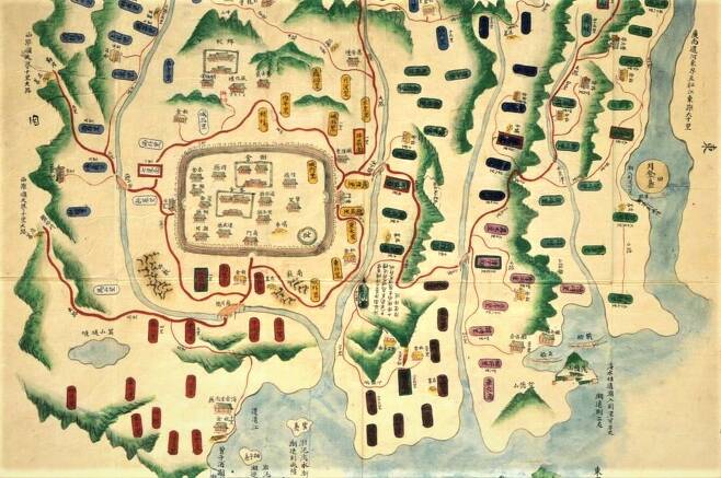 조선시대 광양읍성의 모습이 담긴 1872년 광양현지도(서울대 규장각 소장)