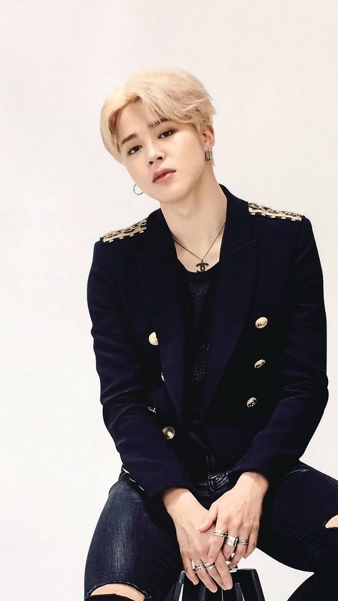 '보컬神' 방탄소년단 지민 '폭발적 가창력 고음 천재 스타' 1위..2주 연속 인기투표 'TOP'