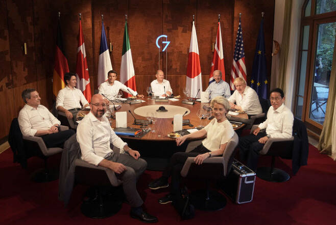 G7 정상은 26일(현지시간) 독일에서 정상회의를 갖고 개발도상국에 대한 6000억달러 규모의 투자계획에 합의했다. (사진= AFP)