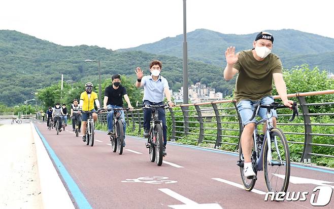 광주시가 광주역~태전지구 자전거도로(시범사업 1단계 1구간)를 개통했다.(광주시 제공) © News1