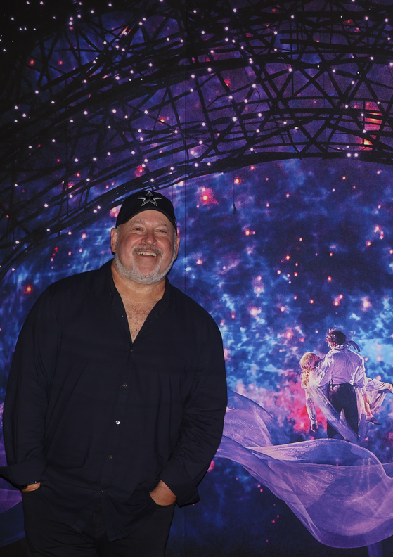 Composer Frank Wildhorn poses before the interview with the local press in Gangnam District, southern Seoul, on Thursday. [YONHAP]