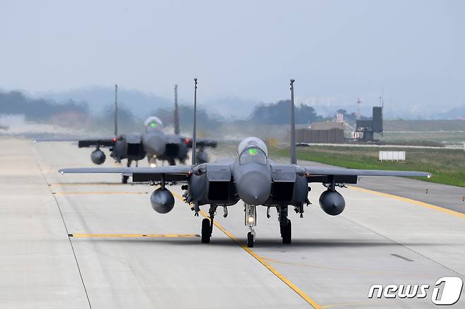 공군 '소링이글' 훈련에 참가한 F-15K 전투기. (공군 제공) 2022.6.20/뉴스1