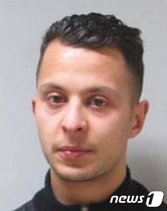 130여 명의 사망자를 낳은 2015년 프랑스 파리 테러 사건의 용의자 살라 압데슬람(32).© AFP=뉴스1