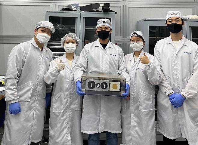 조선대 큐브위성 연구팀. /조선대 제공