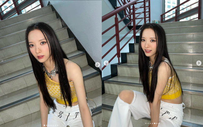 Group WJSN member Bona has revealed the latest situation.On the 17th, Bona posted several photos on her SNS with an article entitled Goodbye this week.In the open photo, he is wearing an unbalanced crop and sitting on the stairs and taking a free pose.Especially, when you make up, you do not erase the point on your nose, but you complete the makeup and attract attention.The fans who watched this said, It is the end of the second week of music broadcasting, but it is still a season cone!!!!!!, It is beautiful, and Today I looked different, but I did not erase the point, I did not see it.On the other hand, Bona became popular in the TVN drama Twenty Five Twenty One, which was popular recently, as a rival of Kim Tae Ri and a original forest with Nam Joo Hyuk.WJSN, which Bona belongs to, released its single Sequence on the 5th.bona SNS