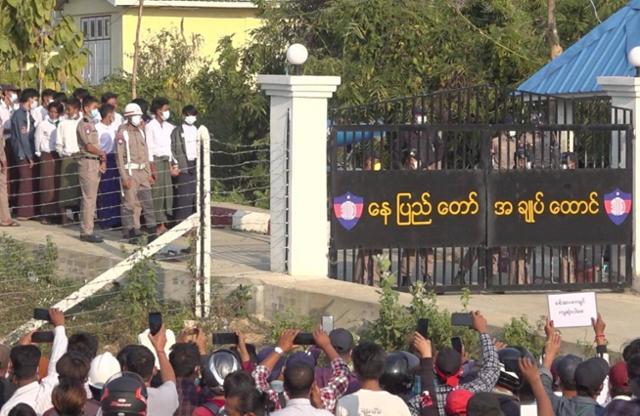 지난해 2월 미얀마 네피도 교도소의 모습. 현재 이 교도소는 아웅산 수치 국가고문의 수감으로 일반인들의 접근이 원천 봉쇄된 상태다. 미얀마 나우 캡처