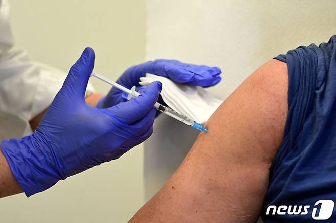 코로나19 백신 접종 모습. ⓒ AFP=뉴스1 자료 사진