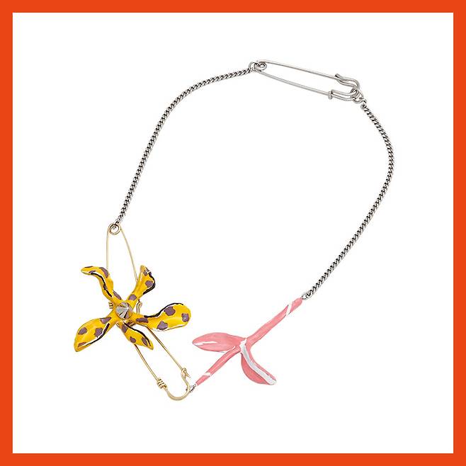 목걸이 82만원 마르니.