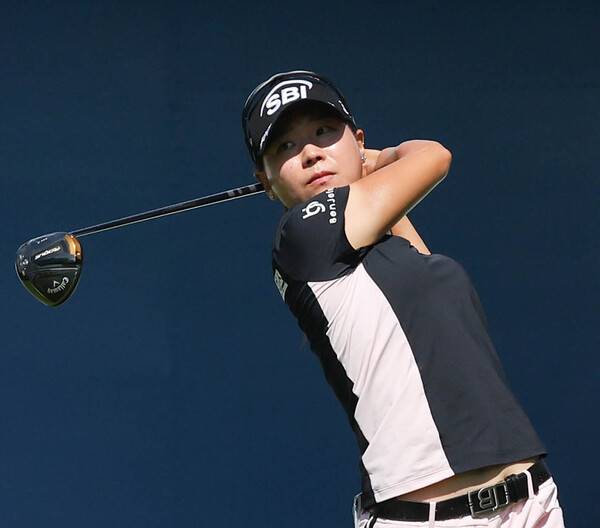 2022년 한국여자프로골프(KLPGA) 투어 대유위니아·MBN 여자오픈에 출전한 이소미 프로가 1라운드에서 경기하는 모습이다. 사진제공=KLPGA