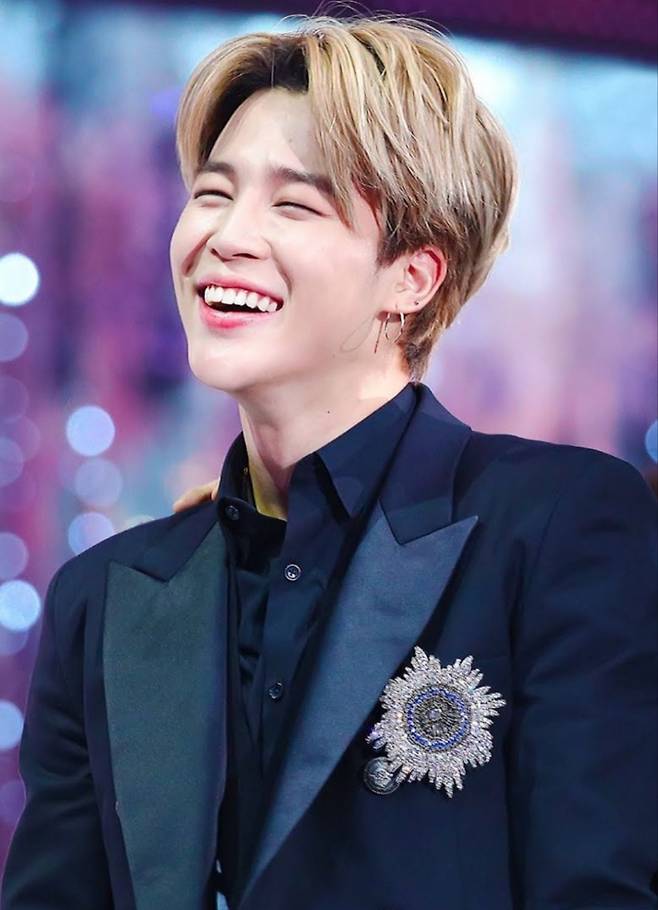 '천사미소' 방탄소년단 지민, '환한 미소 아이돌' 1위