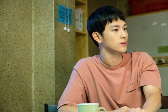 In the series “Strangers from Hell” (2019), Yim portrays Yoon Jang-woo, a new resident of a cheap dormitory who has to tackle the haunting incidents happening within the building. [OCN]