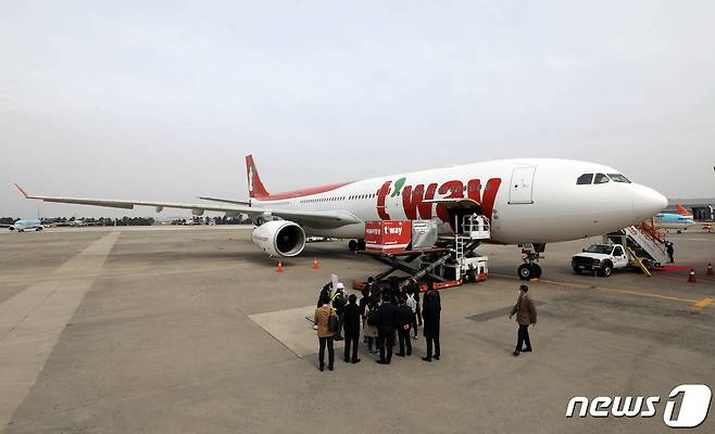 티웨이항공 A330-300 항공기 2022.3.17/뉴스1 ⓒ News1 공항사진기자단