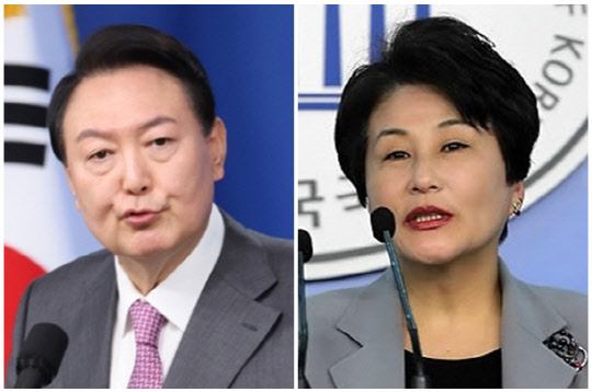 윤석열 대통령(왼쪽)과 전여옥 전 국회의원. <연합뉴스>