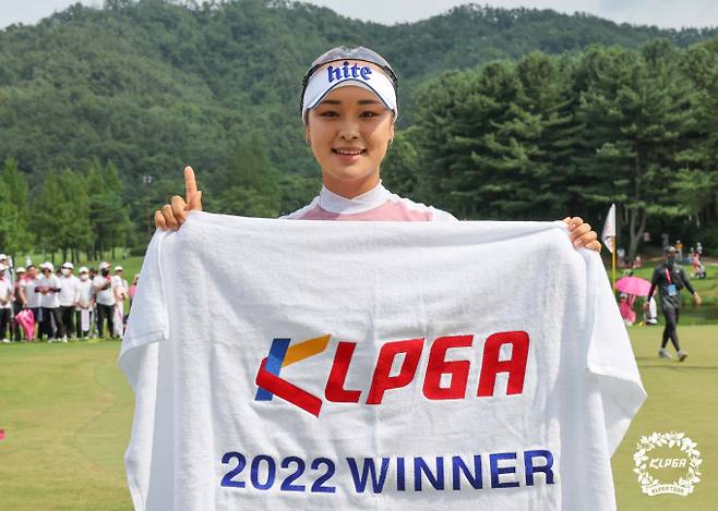 지난 6월 한국여자오픈에서 오구 플레이를 범한 윤이나에 대한 스포츠공정위원회가 열린다. /사진=KLPGA 제공