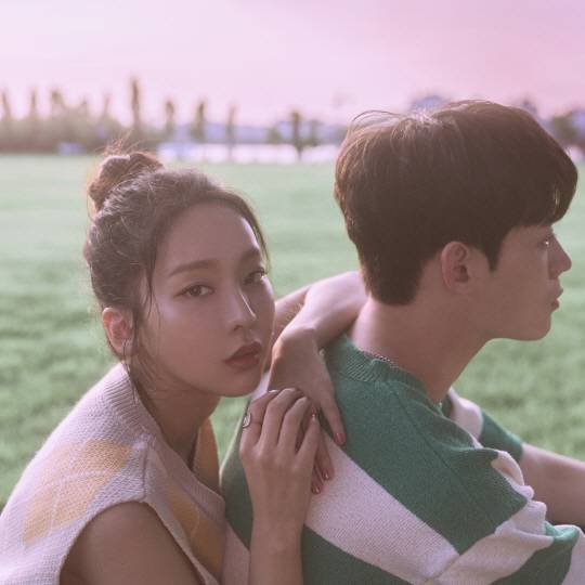 가수 솔지 :