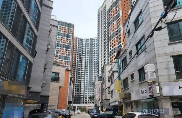 내달 1일 입주를 앞둔 관악구 신림동 '힐스테이트 뉴 포레' 모습. 사진=오세성 한경닷컴 기자