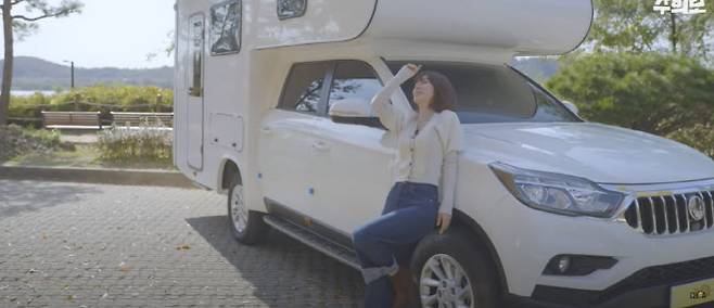 초아의 유튜브에 나온 V70 (사진=유튜브 캡쳐)