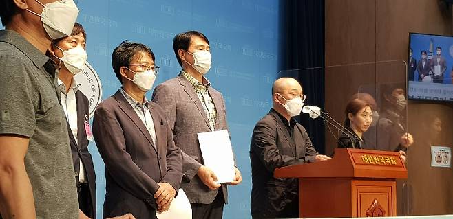 평택대 이슈 관련 발언을 하고 있는 선재원 공공성강화 평택대추진연대 집행위원장 모습. 공공성강화 평택대추진연대 제공