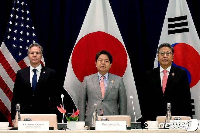 왼쪽부터 토니 블링컨 미국 국무장관, 하야시 요시마사 일본 외무상, 박진 외교부 장관. ⓒ AFP=뉴스1