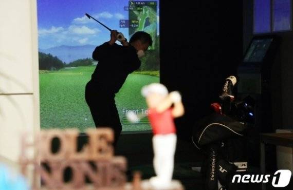 스크린골프 연습장. /뉴스1