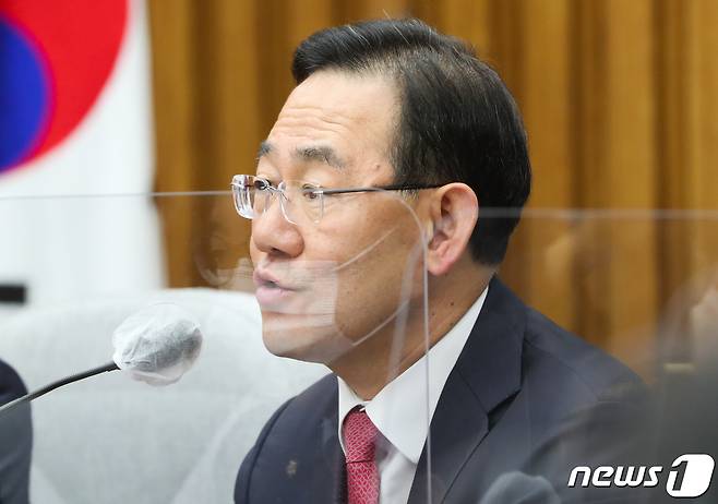 주호영 국민의힘 원내대표가 11일 서울 여의도 국회에서 열린 국감대책회의에서 모두 발언을 하고 있다. 2022.10.11/뉴스1 ⓒ News1 허경 기자